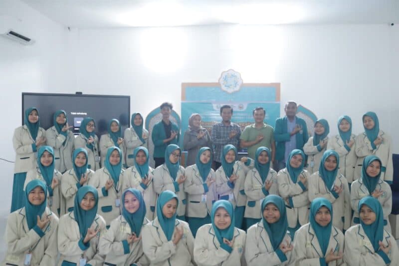 Dosen Fakultas Psikologi UIT Laksanakan Pengabdian Masyarakat melalui Psikoedukasi Anti Bullying di Pangkep
