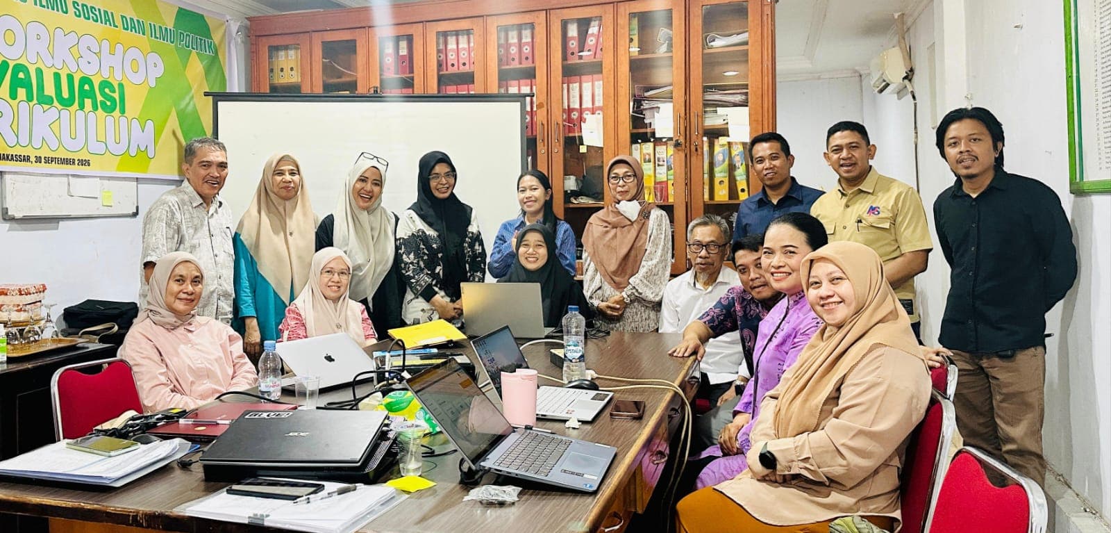 LPPM UIT Lanjutkan Monev Internal Penelitian dan PKM, Sesi Kedua Bersama FISIP.